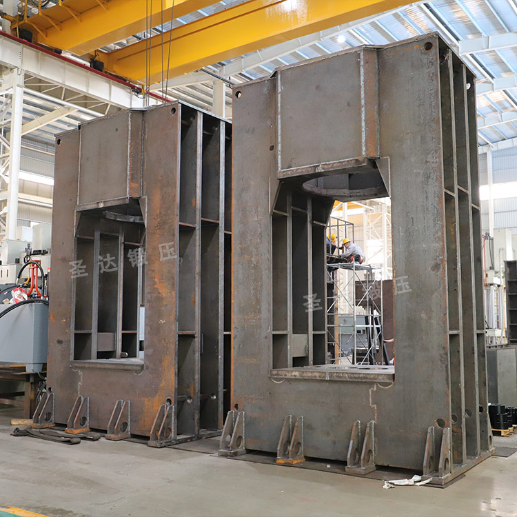 框架式液壓機(jī)結(jié)構(gòu) 框架式液壓機(jī)結(jié)構(gòu)