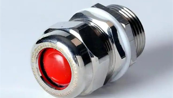 防水接頭和防水接線(xiàn)盒需要如何配合？幾步就學(xué)會(huì)！